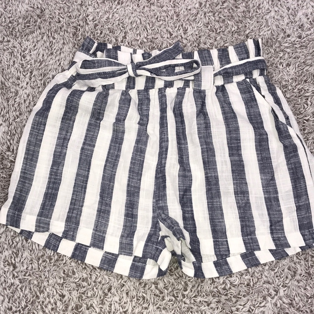 Stripped High Waisted Shorts